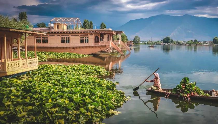 Houseboat on Dal Lake, Srinagar