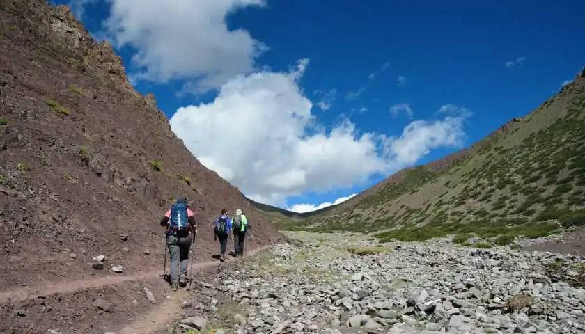 hiking-trekking