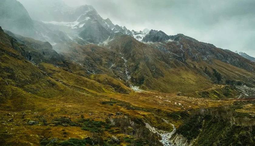 Peak Hemkund Sahib, Uttarakhand