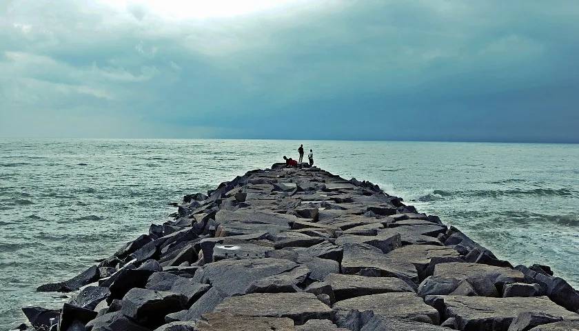 Sea Shore, Pondicherry