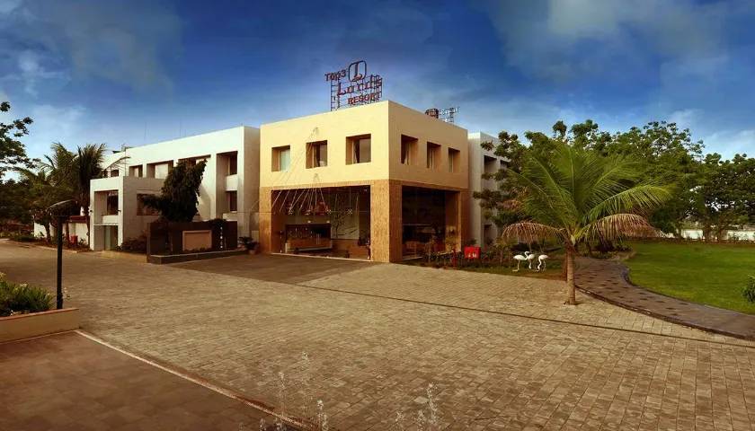 Top3 Lords Resort Bhavnagar